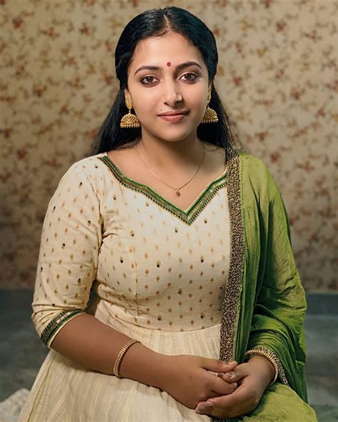 anu sithara|anu sithara latest pic.